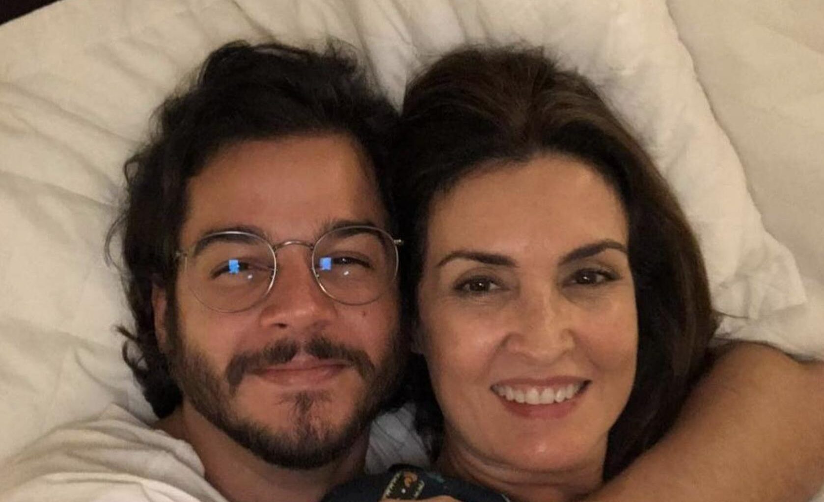 Fátima Bernardes e Túlio Gadelha comemoram oito anos de namoro