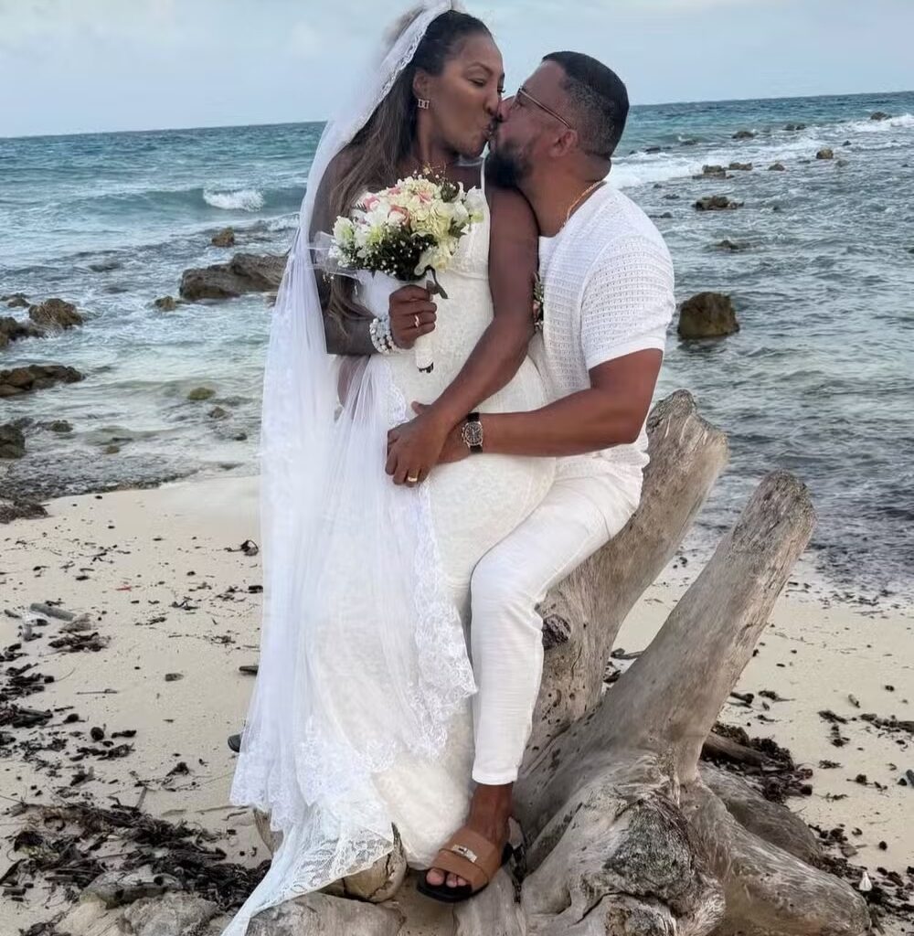 Mãe de Ludmilla renova votos com marido, ex-segurança da filha, durante viagem à Colômbia