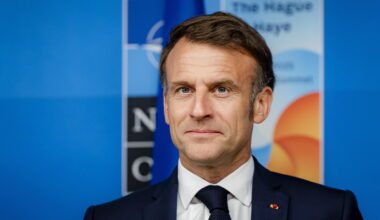 Macron anuncia "Serviço Nacional Voluntário" como resposta às "ameaças crescentes" na segurança europeia