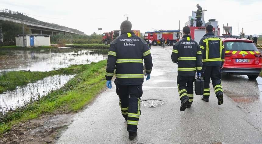 Bombeiros sapadores de Lisboa em greve contra condições de trabalho