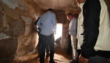 Arqueólogos identificam sarcófago do faraó Sheshonq III, no Egito