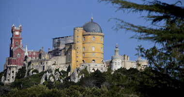 Turistas são alvos de falsos guias em Sintra: saiba como evitar os golpes