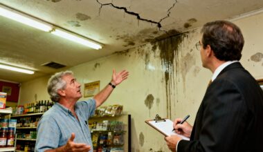 Vizinho denuncia proprietários que tinham feito obra ilegal que causava infiltrações no seu espaço: tribunal decidiu e recebeu indemnização 'choruda' do condomínio