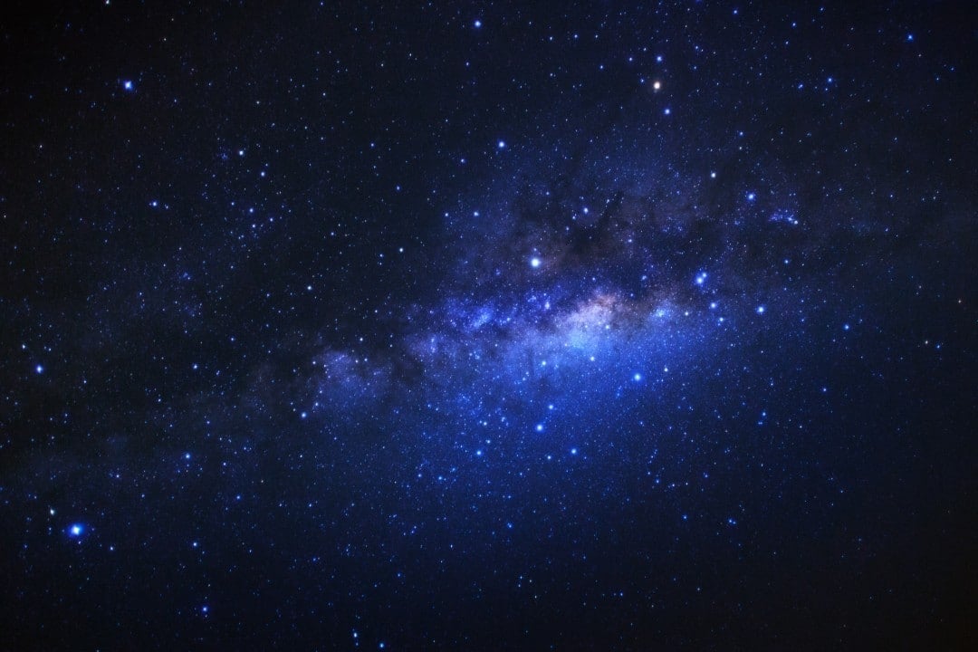 Estudo com 300 galáxias indica enfraquecimento da energia escura no cosmos atual – Mix Vale