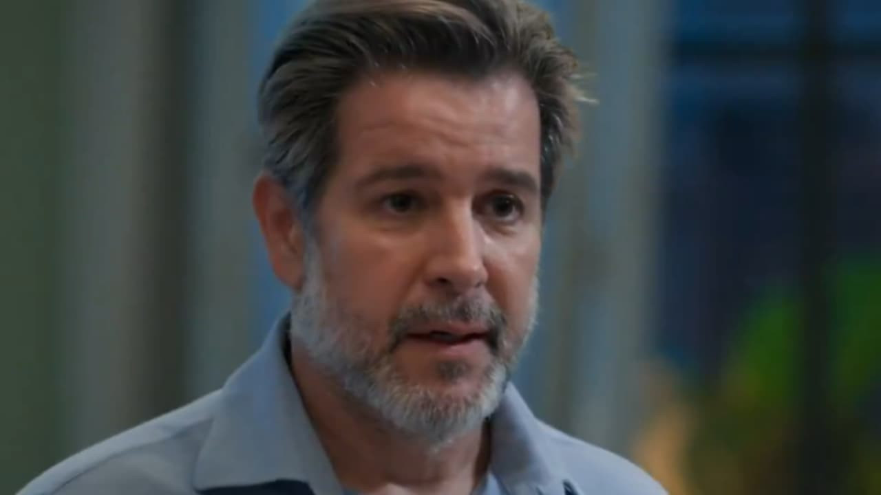 Ferette dá flagra na filha com outra mulher