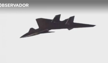 Ucrânia apresenta novo drone 'mini-caça' guiado por IA – Observador