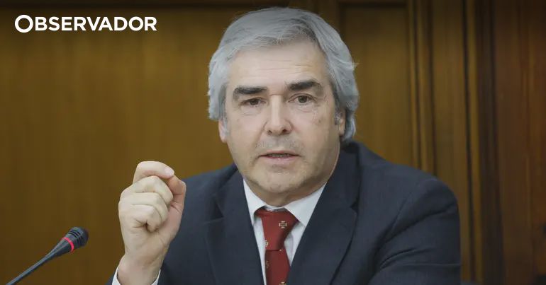 Nuno Melo diz que Black Hawk são indicados para emergências – Observador