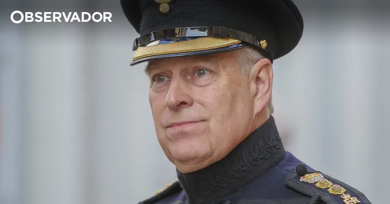 André Mountbatten Windsor vai perder título da Marinha – Observador