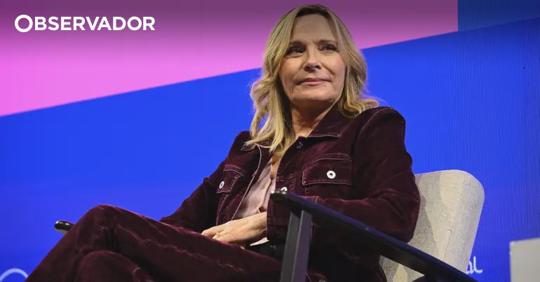 Kim Cattrall já não quer falar de "O Sexo e a Cidade" – Observador
