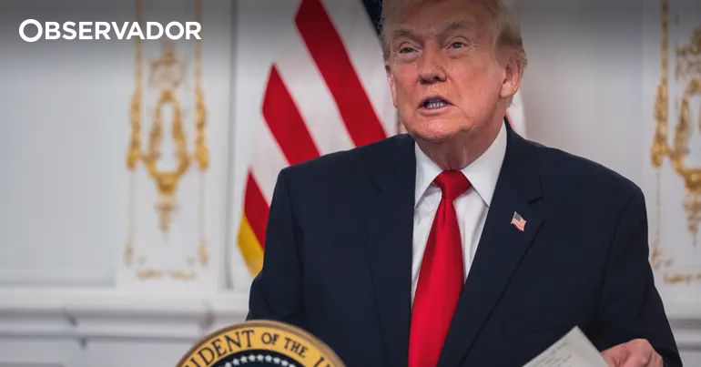 Venezuela. Trump declara "totalmente encerrado" espaço aéreo – Observador