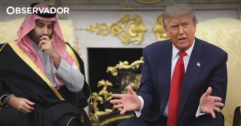 Tensão na Sala Oval. "Estás a embaraçar o meu convidado" – Observador