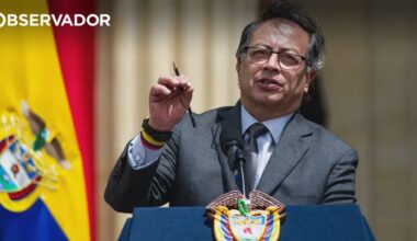 Petro em clube de striptease numa viagem oficial a Portugal – Observador