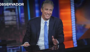 Jon Stewart continua a apresentar o Daily Show em 2026 – Observador