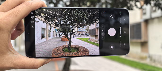 Samsung Galaxy S25 FE câmara