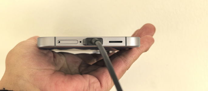 Samsung Galaxy S25 FE carregamento