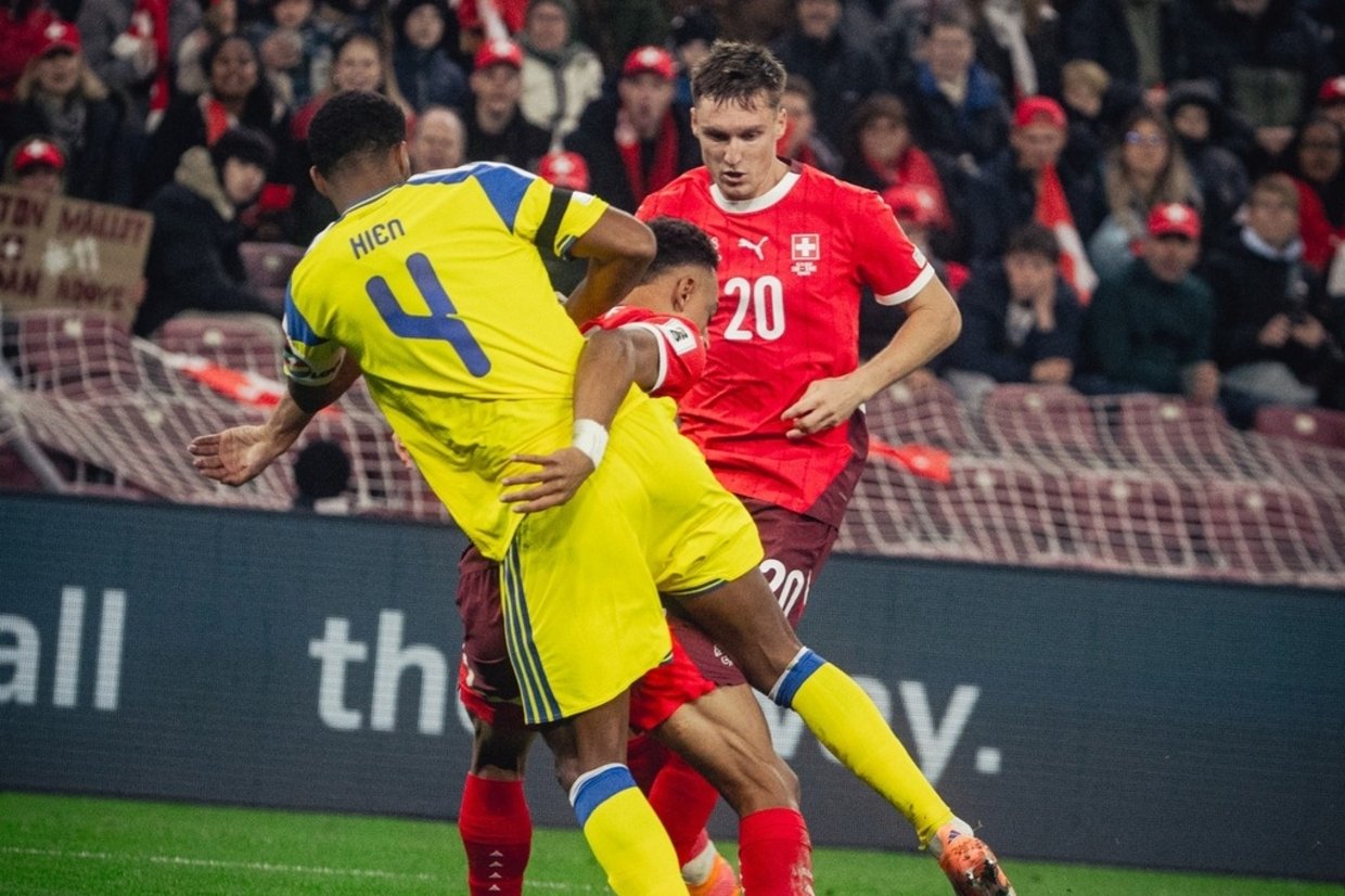 Suíça goleia Suécia e só desastre vai impedir apuramento - zerozero.pt