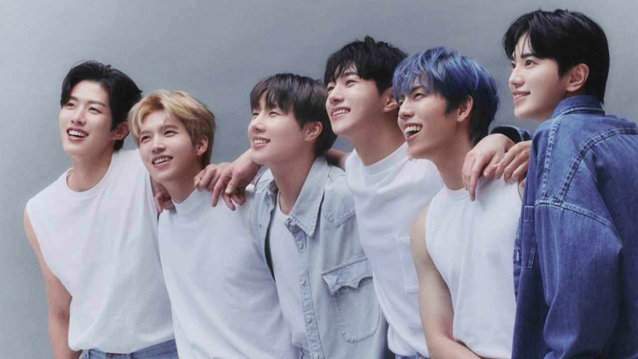 INFINITE, boygroup de K-Pop, para o álbum 13egin