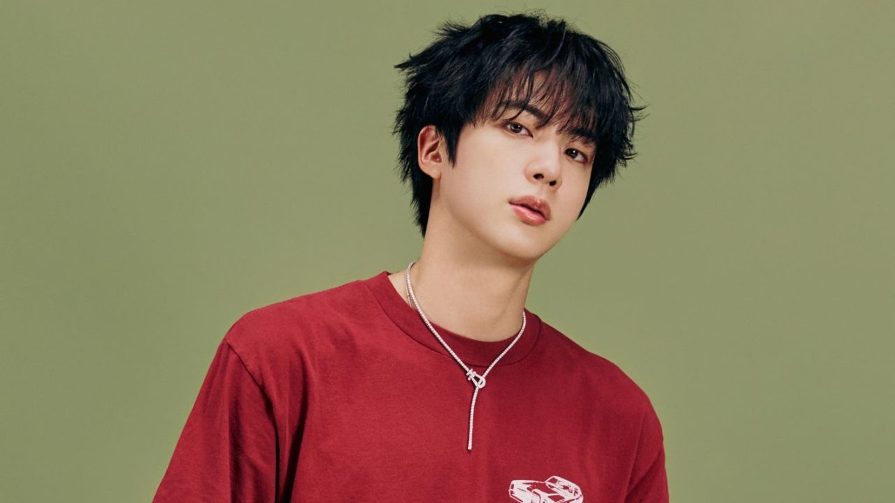 Jin para a BTS FESTA 2025