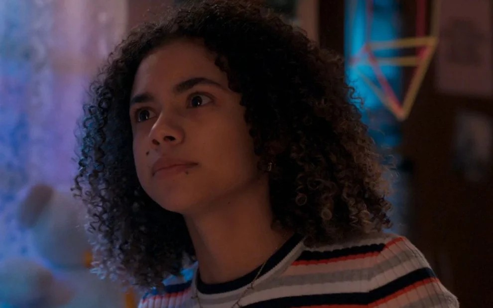 Joélly descobre que é filha de Jorginho