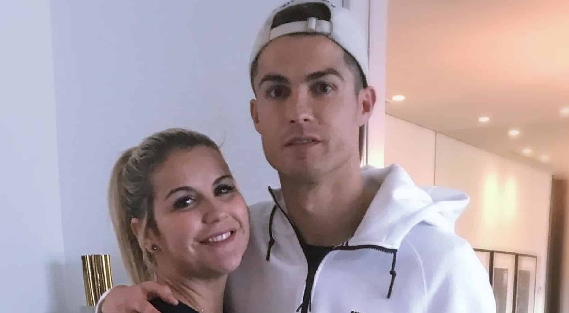 Siga-nos no Google News