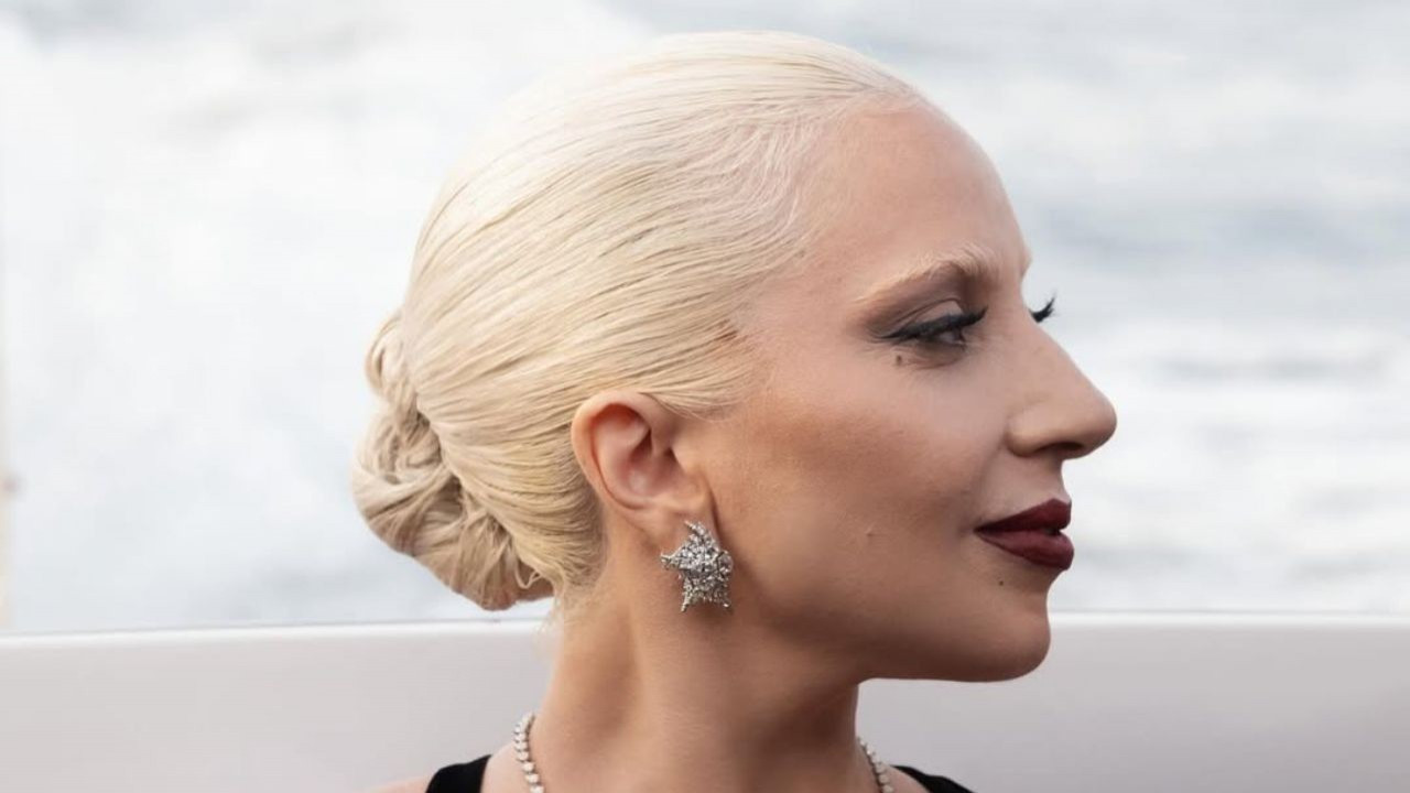 A impressionante mudança visual de Lady Gaga; foto