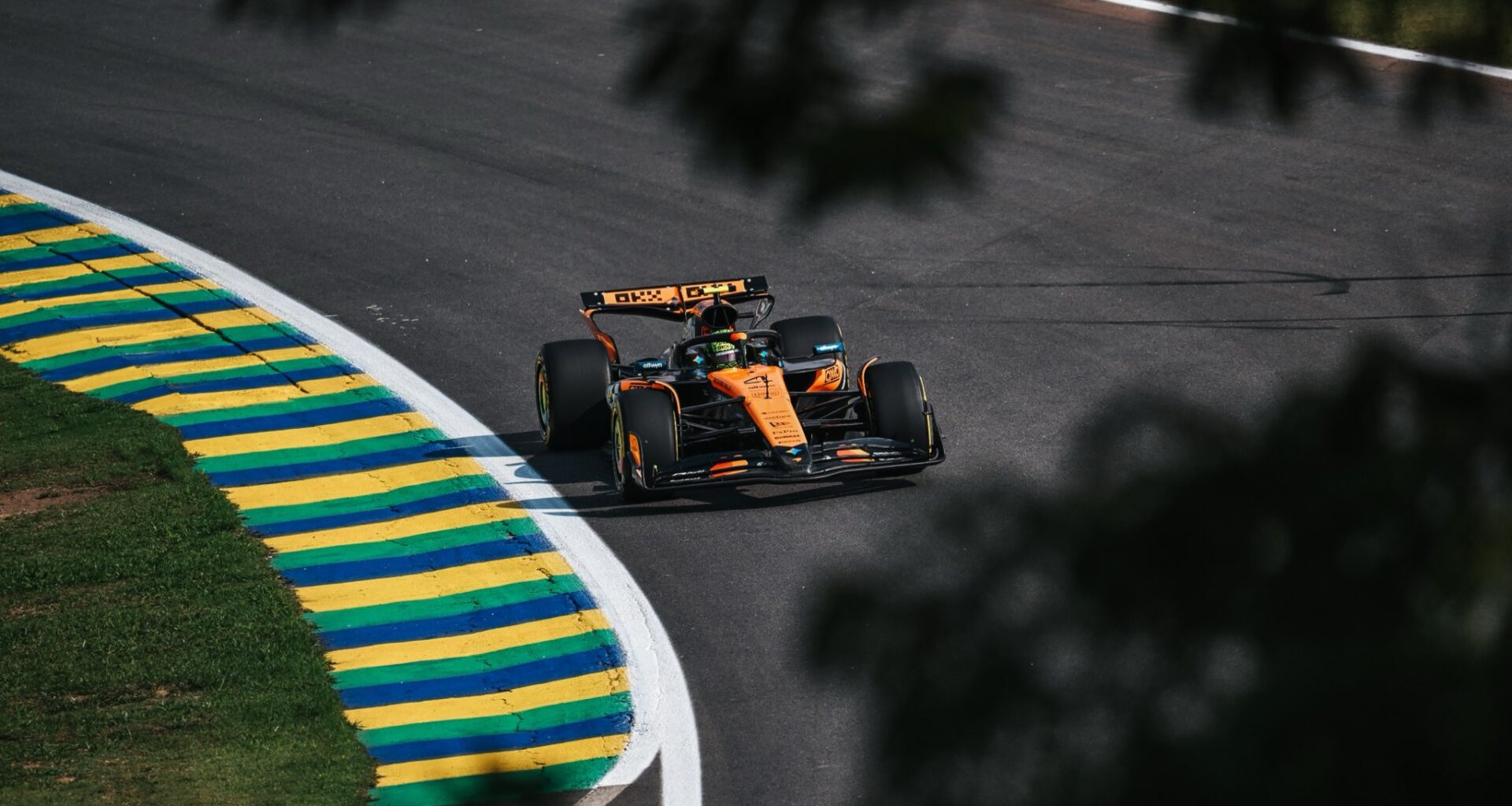 GP São Paulo F1: Lando Norris faz a pole para a corrida Sprint