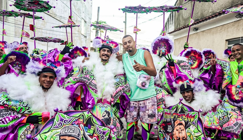 Marcelo D2 (gestor da Ocupação Iboru), Filipe Moyses e turma Sucesso — Foto: Divulgação/Yan Carpenter