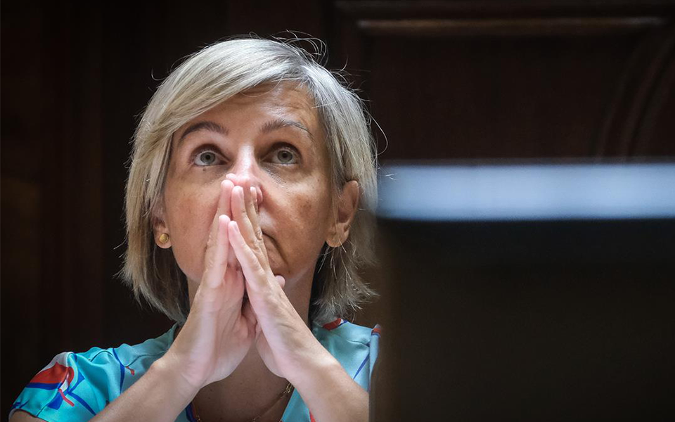 "Se não me tivesse demitido, talvez pudesse ter feito mais"