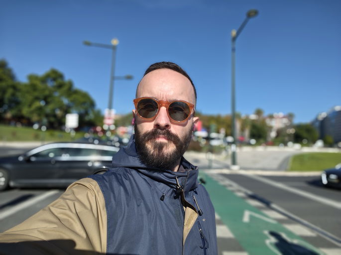 Frontal, modo retrato