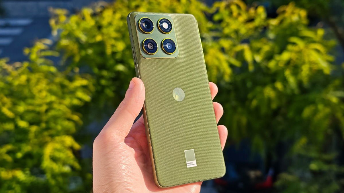 Motorola Edge 70 review: smartphone muito fino e leve, mas há um preço