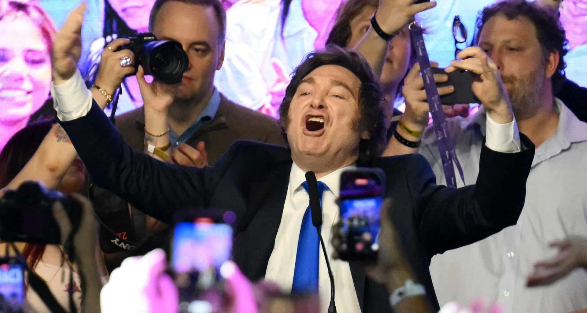 Cumpridas "cada uma das promessas de campanha" antes do meio de mandato