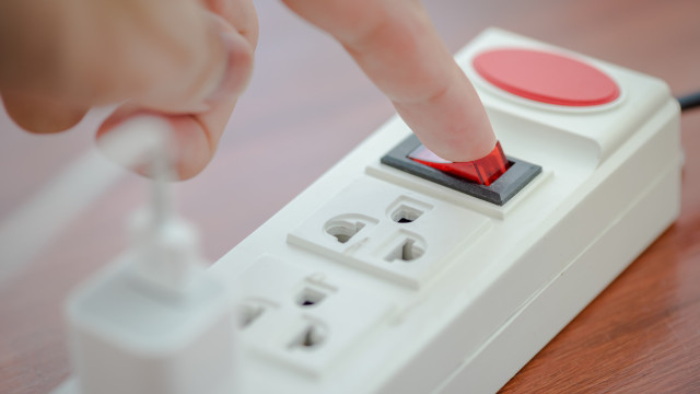 Haverá cortes de luz no domingo: Eletrodomésticos estão a salvo? Uma dica