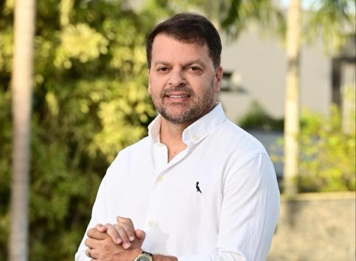 Empresário de Feira de Santana emplaca cantor gospel, Eli Soares, no Grammy latino - Acorda Cidade