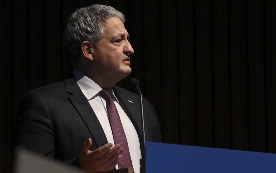 "Portugal tem potencial para mais do que duplicar o crescimento do PIB", diz Paulo Macedo