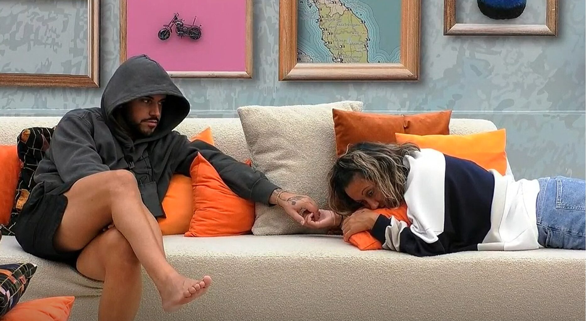 Siga-nos no Google News