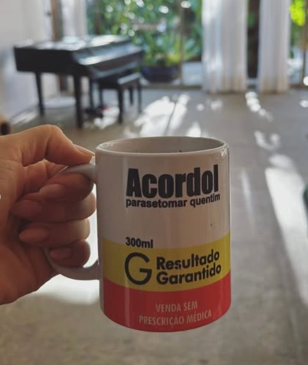 O piano ao fundo — Foto: reprodução