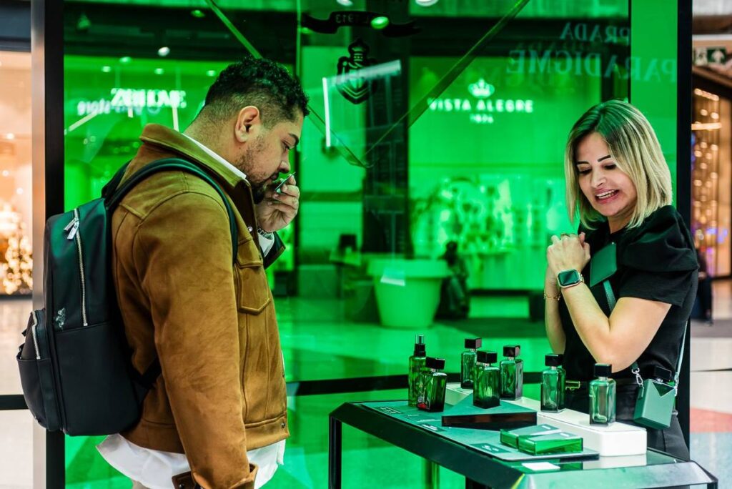 Chega uma pop-up exclusiva Prada a Lisboa para promover o Paradigme