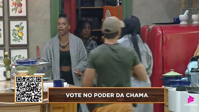 A Fazenda: Rayane provoca punição e protagoniza barraco com Saory e Carol