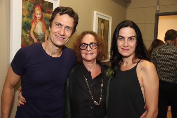 Regina Braga com os filhos, Gabriel Braga Nunes e Nina Braga - Foto: Reprodução / Instagram @reginabragaoficial