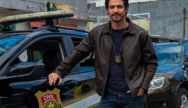 Romulo Estrela é o policial Paulinho Reitz em