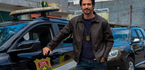 Romulo Estrela é o policial Paulinho Reitz em