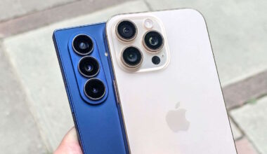 Samsung Apple smartphones Galaxy Z Fold 7