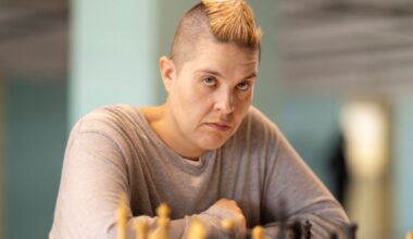 Letícia Rodriguez como Sandrão em Tremembé - Foto: Divulgação / Prime Video