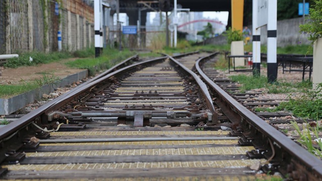 China lança caminho-de-ferro de 1.860 quilómetros da Zâmbia até ao Índico