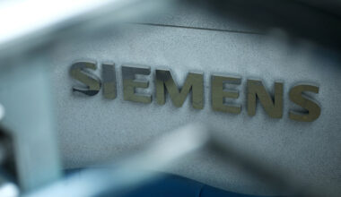 Siemens alcança lucros recorde e vai investir mil milhões de euros em Inteligência Artificial
