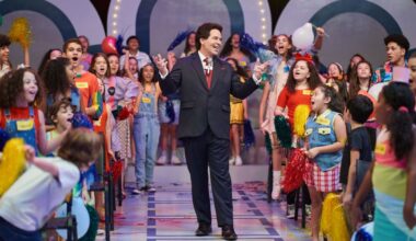 Chega aos cinemas biografia "Silvio Santos Vem Aí" com Leandro Hassum