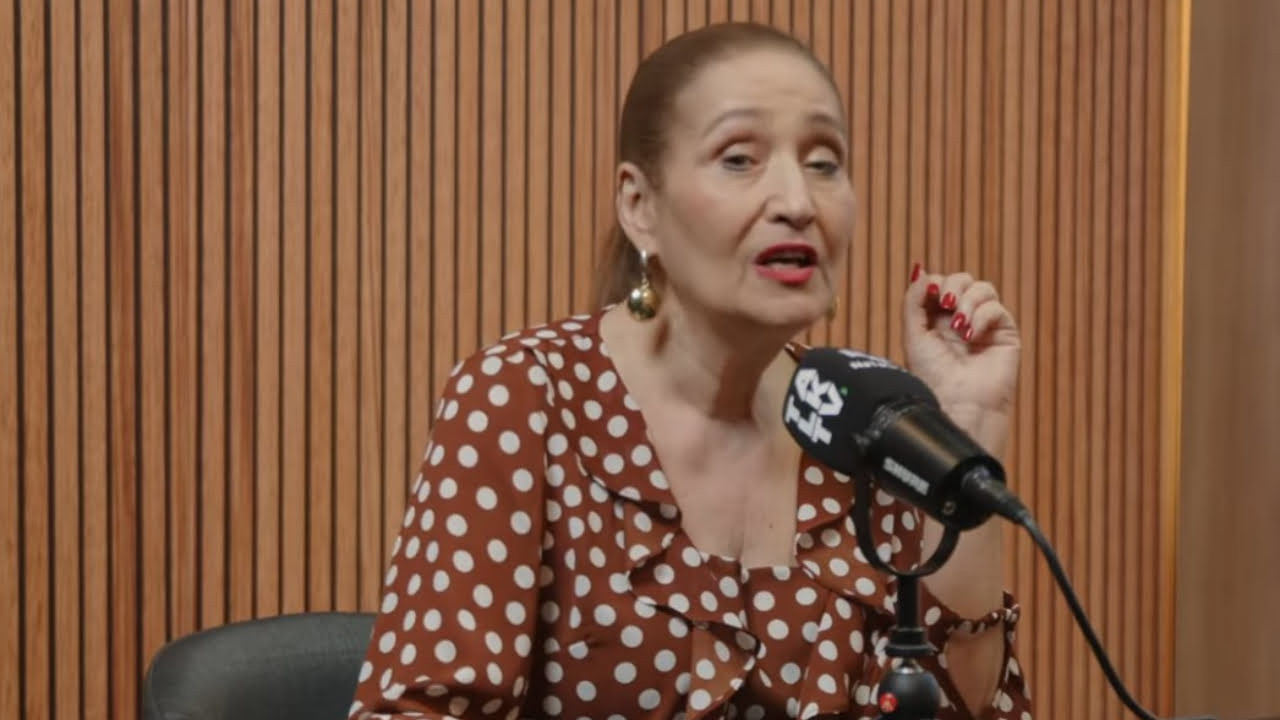 Sonia Abrão critica escolha de José Loreto como Chorão no cinema e recebe mensagem do ator