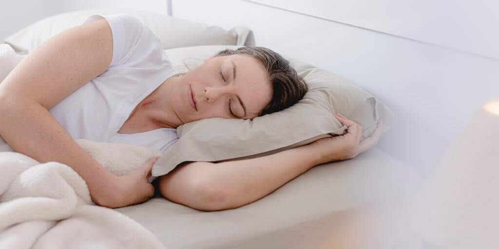 Como funciona o mecanismo que faz o cérebro “se desconectar” por alguns segundos quando você está sem dormir