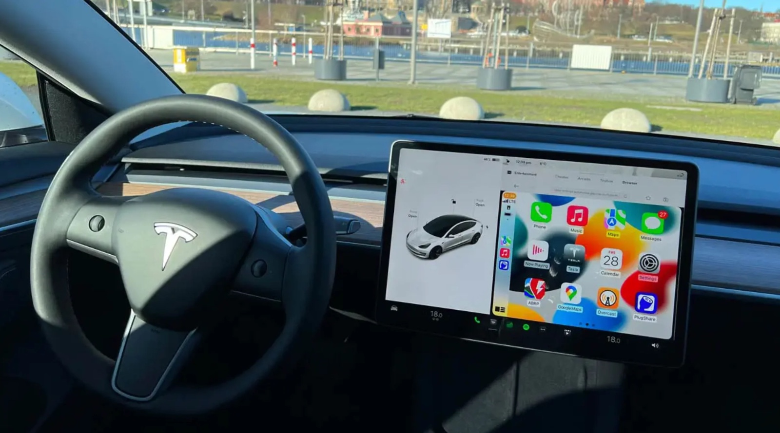 Tesla planeia finalmente adicionar o CarPlay aos carros elétricos