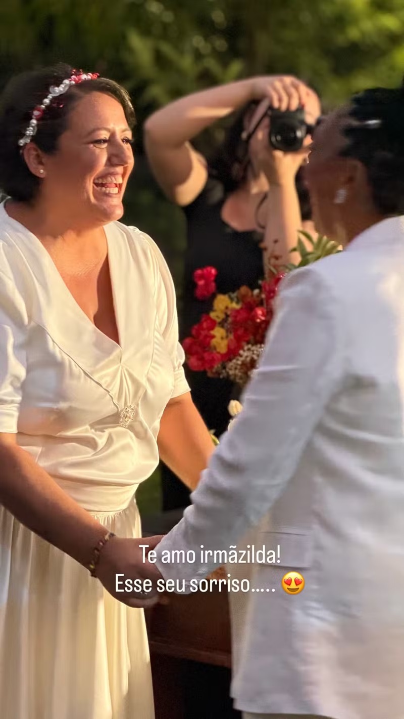 Tatiana Santos, irmã de Thais Fersoza, se casa com Fernanda Guirelli — Foto: Reprodução/Instagram